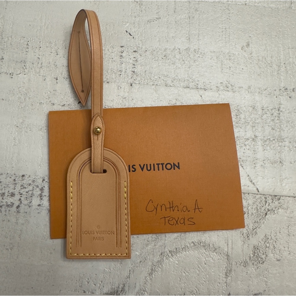 Louis Vuitton small luggage tag